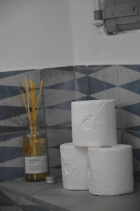 La Loge Familiale: 110M2, Place Rose Goudard, Ac LʼIsle-sur-la-Sorgue Dış mekan fotoğraf