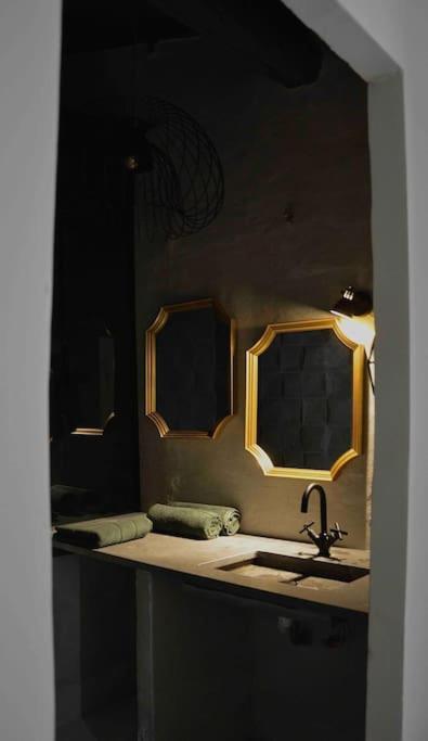 La Loge Familiale: 110M2, Place Rose Goudard, Ac LʼIsle-sur-la-Sorgue Dış mekan fotoğraf